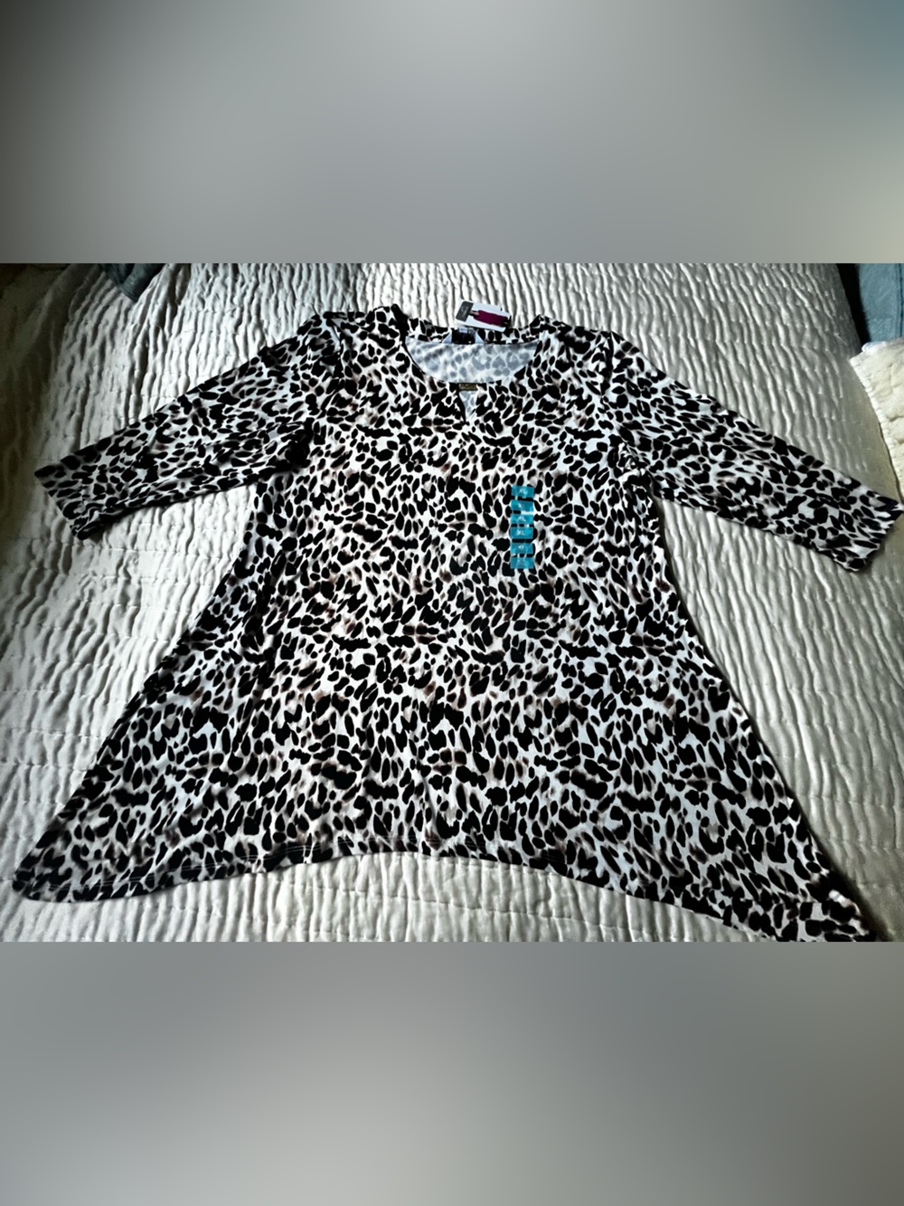 ELLEN TRACY COMPANY WOMEN’S ANIMAL PRINT TUNIC 3/4 SLEEVES  SIZE XL FLOWY. NWT